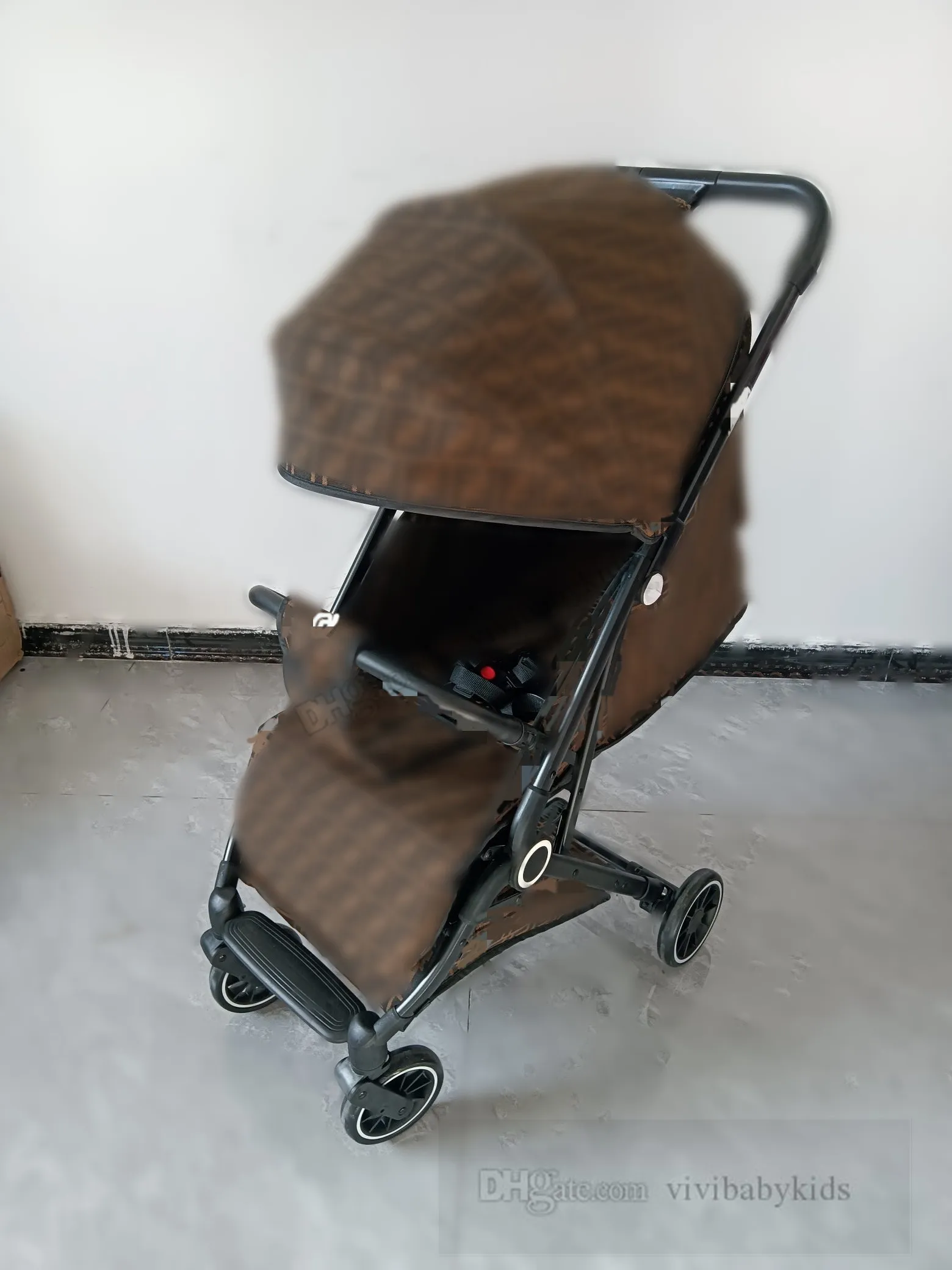 Modedesigner Einzelkinderwagen Sicherheitsauto Tragbares Reisesystem Einfacher, mit Buchstaben bedruckter Kinderwagen Luxus-Baby-Geburtstagsgeschenk S1128