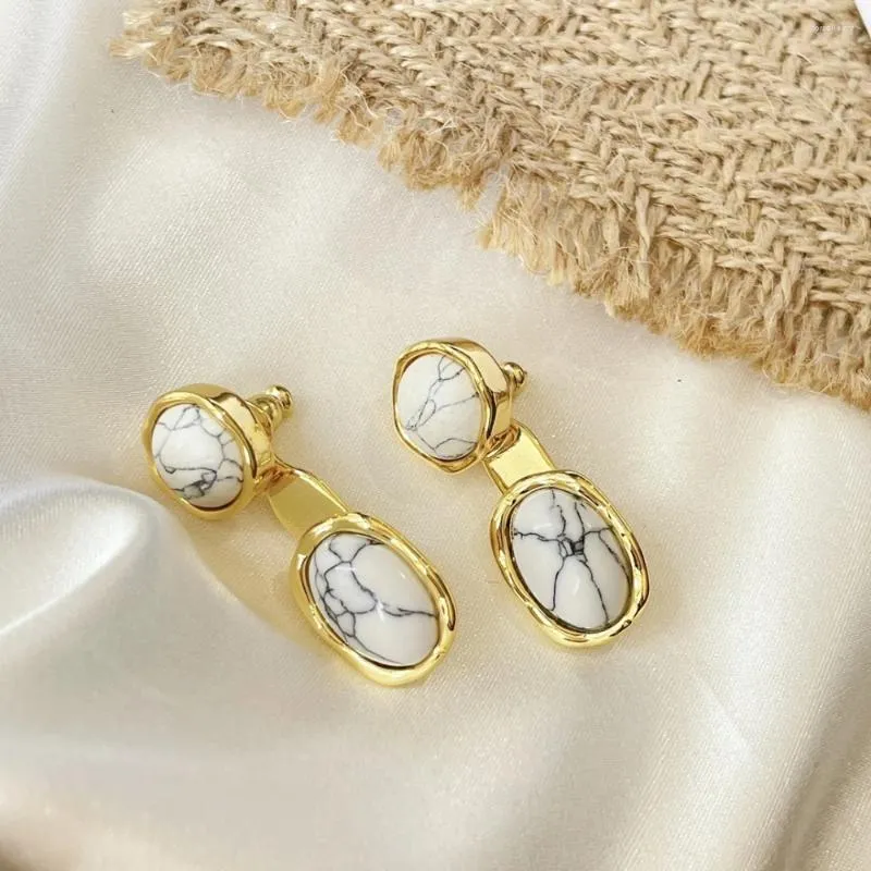 Dangle Earrings 2024トレンド大理石のためのトレンドパーティーのファッション豪華な高品質の有名なジュエリー。