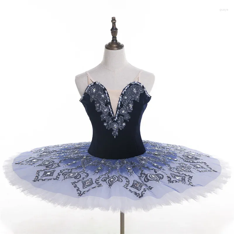 Stadiumkleding komt van hoge kwaliteit 12 lagen Professionele competitieprestaties Danskostuums Fluweel Volwassen Ballet Tutu Marineblauw