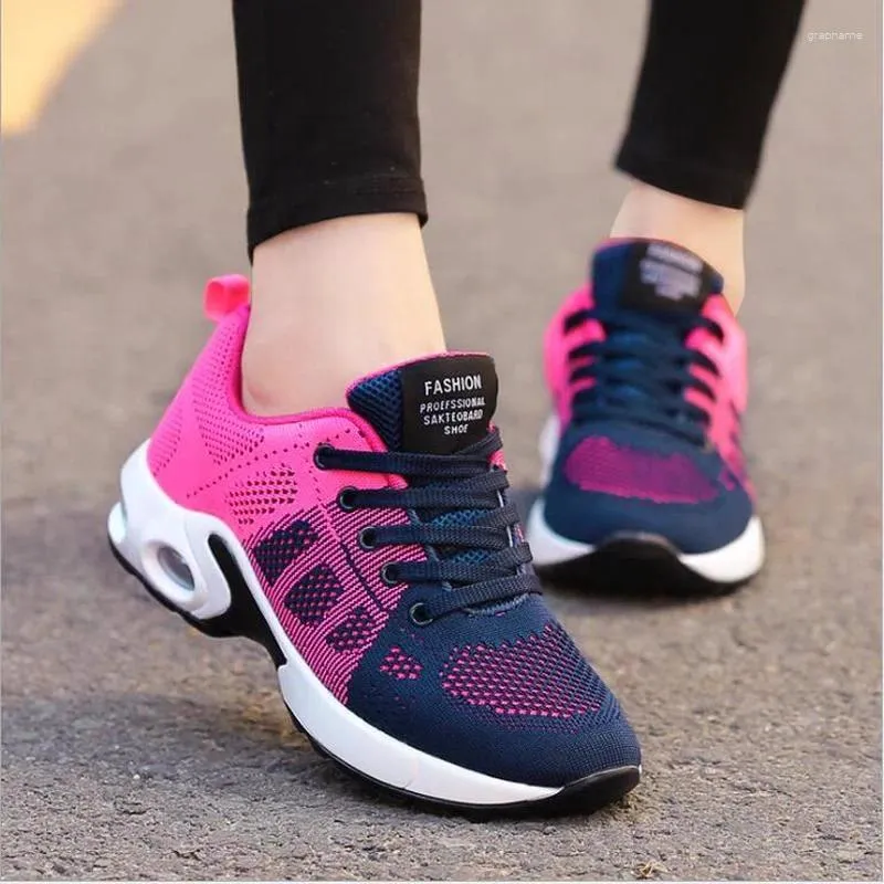 Fitnessskor Spring Autumn Women Running Breattable Casual Outdoor Light Weight Sports Kvinnliga Walking Sneakers Tenis Feminino