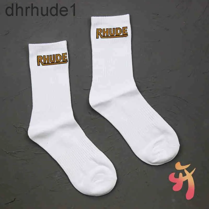 Rhude Socks Simple Letter High Quality Cotton European American Street Trend Socks Men and Women Socks Warm and Comfortable Needle Socks Rhude Couple Intube So S4cq