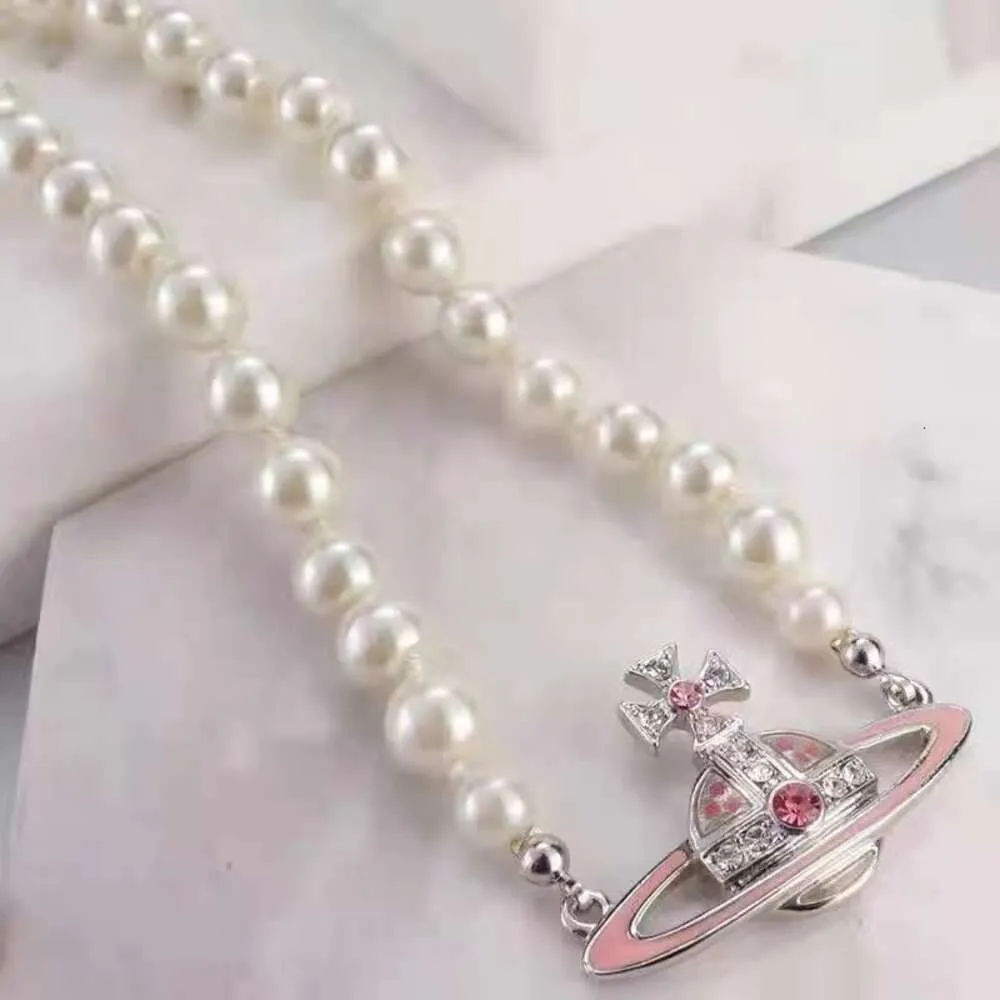 Designer Neckalce Viviennr Westwoods Pink Enamel Dropping Gel Necklace Is Cute and Adorable with a Sweet and Cool Heart and a Pearl Collar Chain