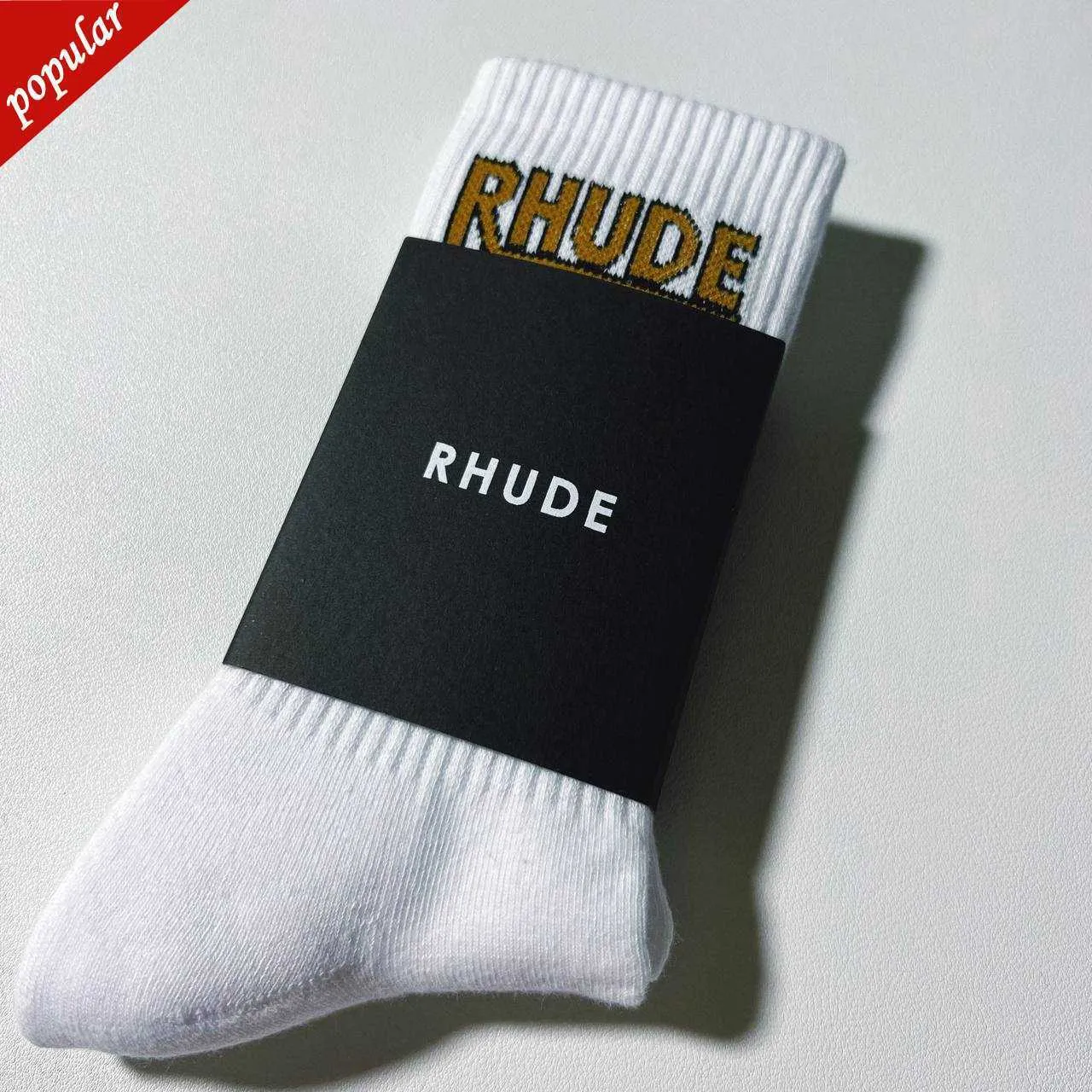 Rhude Men Skarpetki Women Nowe litery Pure Cotton European American Street Trend Sport Sport Casual Jogging Socks Luksusowe antybakteryjne oddychające sport Sn6G