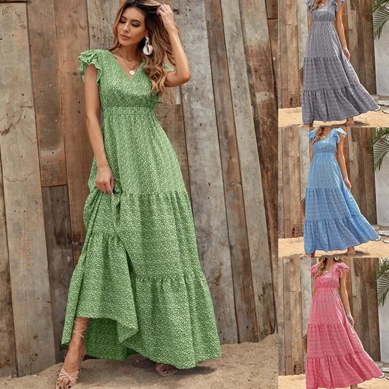 Cross border European and American womens summer Bohemian V-neck high waisted printed holiday long dress with patches 240229