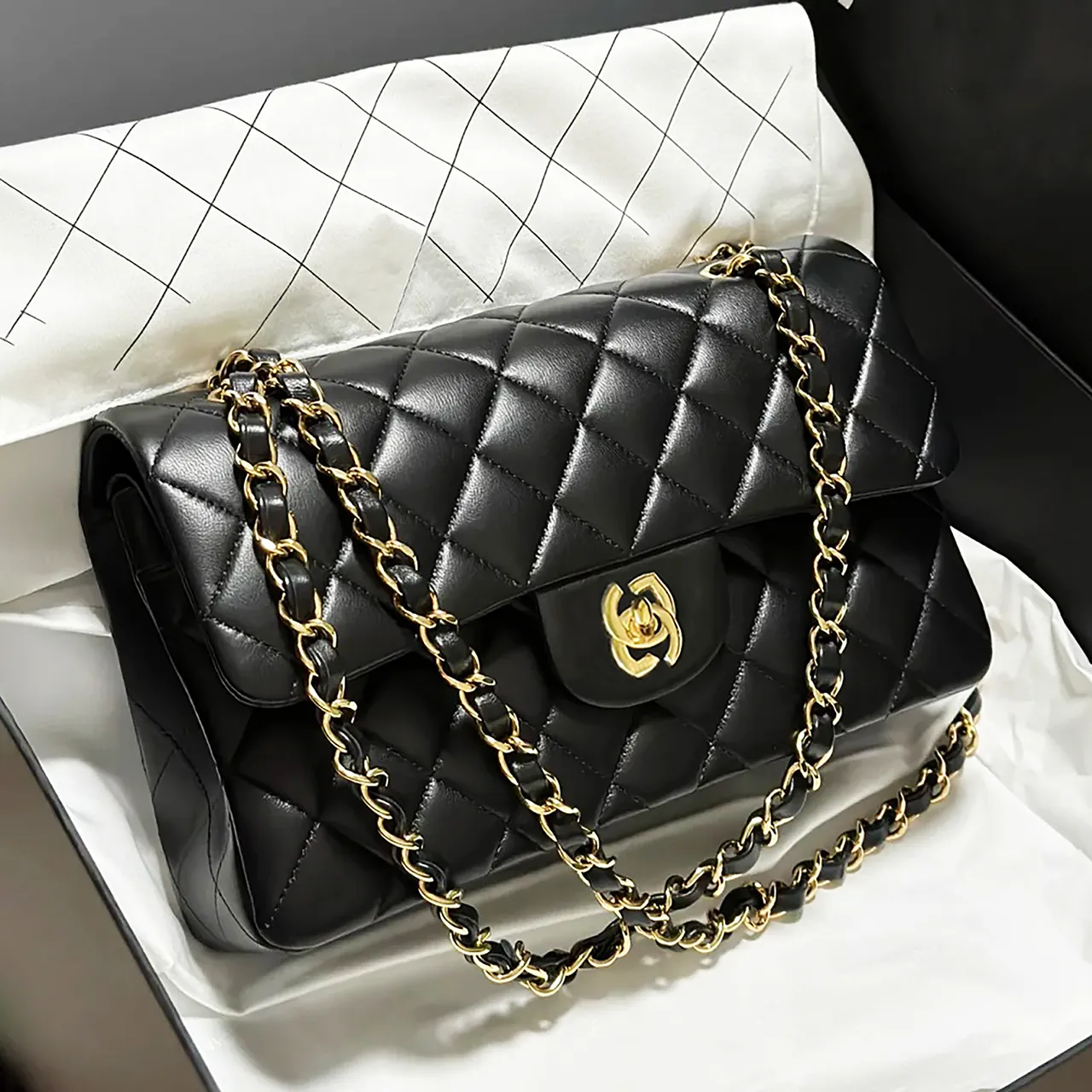 Designer bag Shoulder bag Sheepskin and Caviar Chain Style Flap Luxury Handbags Women's Fashion Checked Thread Purse C Double Letters Solid Hasp Waist Square Stripes