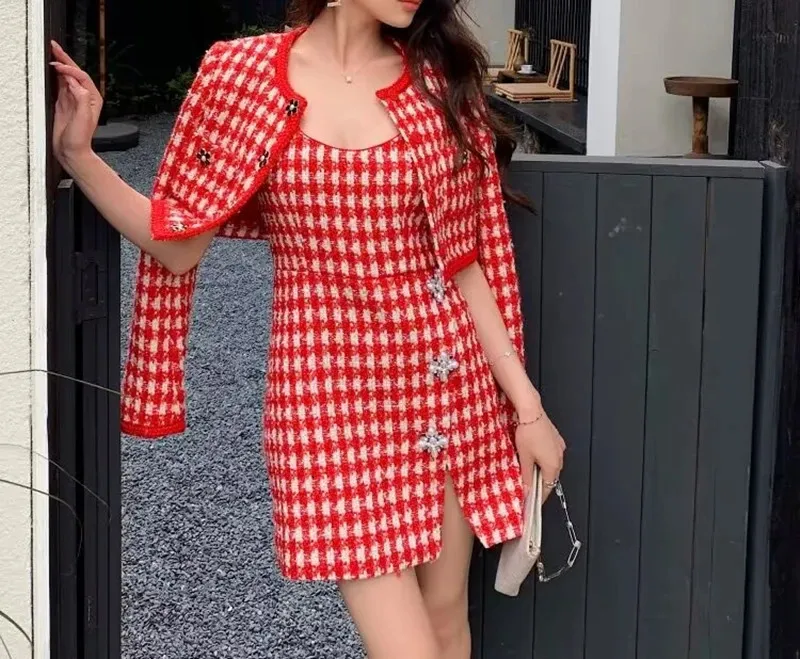 knee length dresses for ladies Charming Red and White Plaid Lace Trim Bodycon Mini Dress for Spring a main image 1