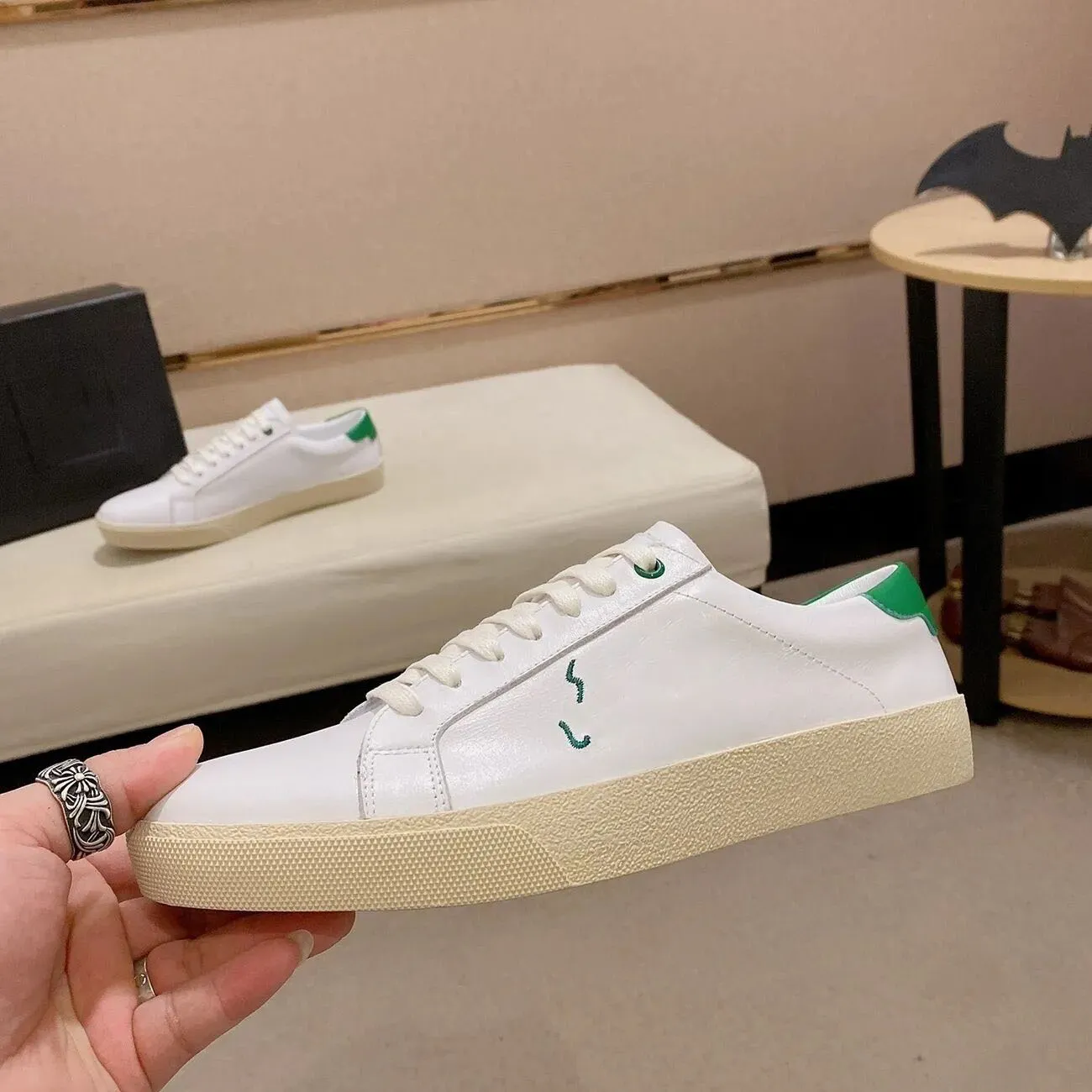 【直営・関税送料込】Canvas sneakers d7d34619-bbd0-48d9-bcca-