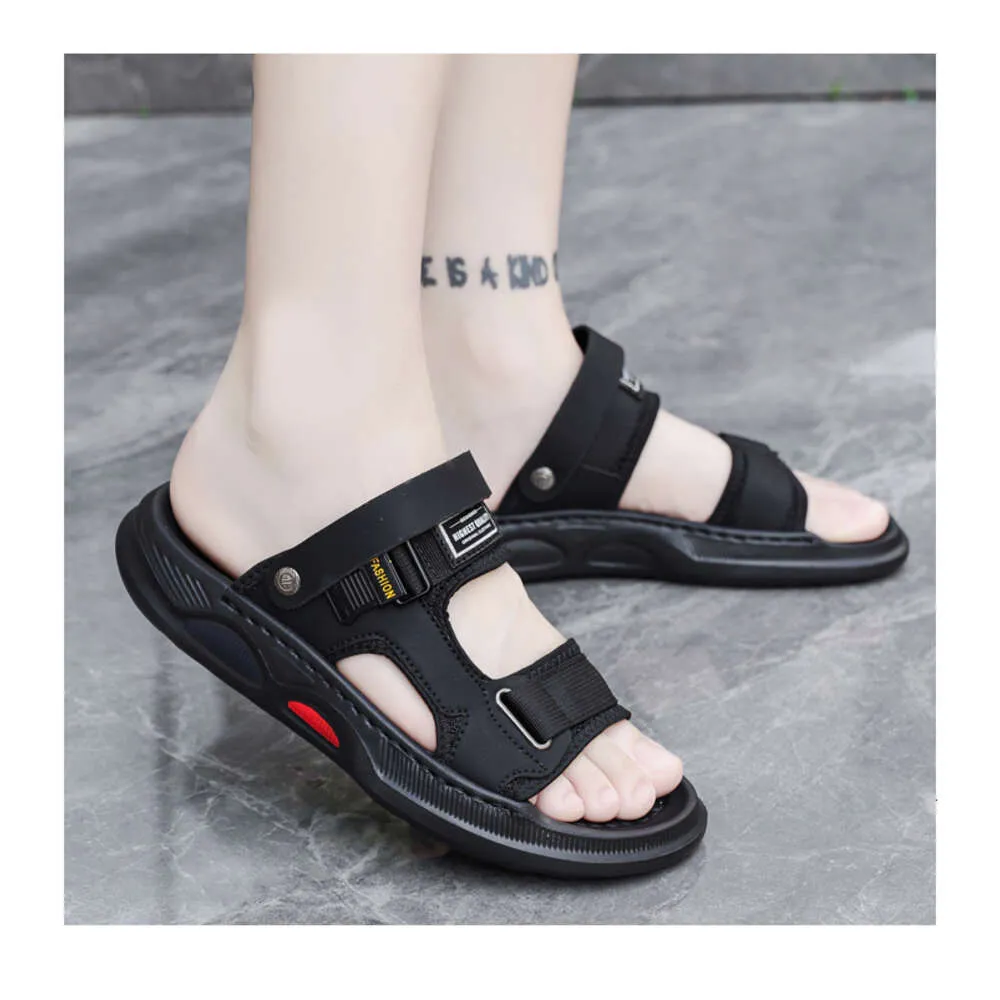 Comfortable Non-slip Men's Beach Sandals For Summer And Indoor Use_voghion.com