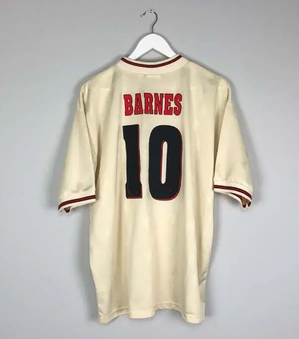 Liverpool 1985-86 Retro Football Shirt | Vintage Football Club