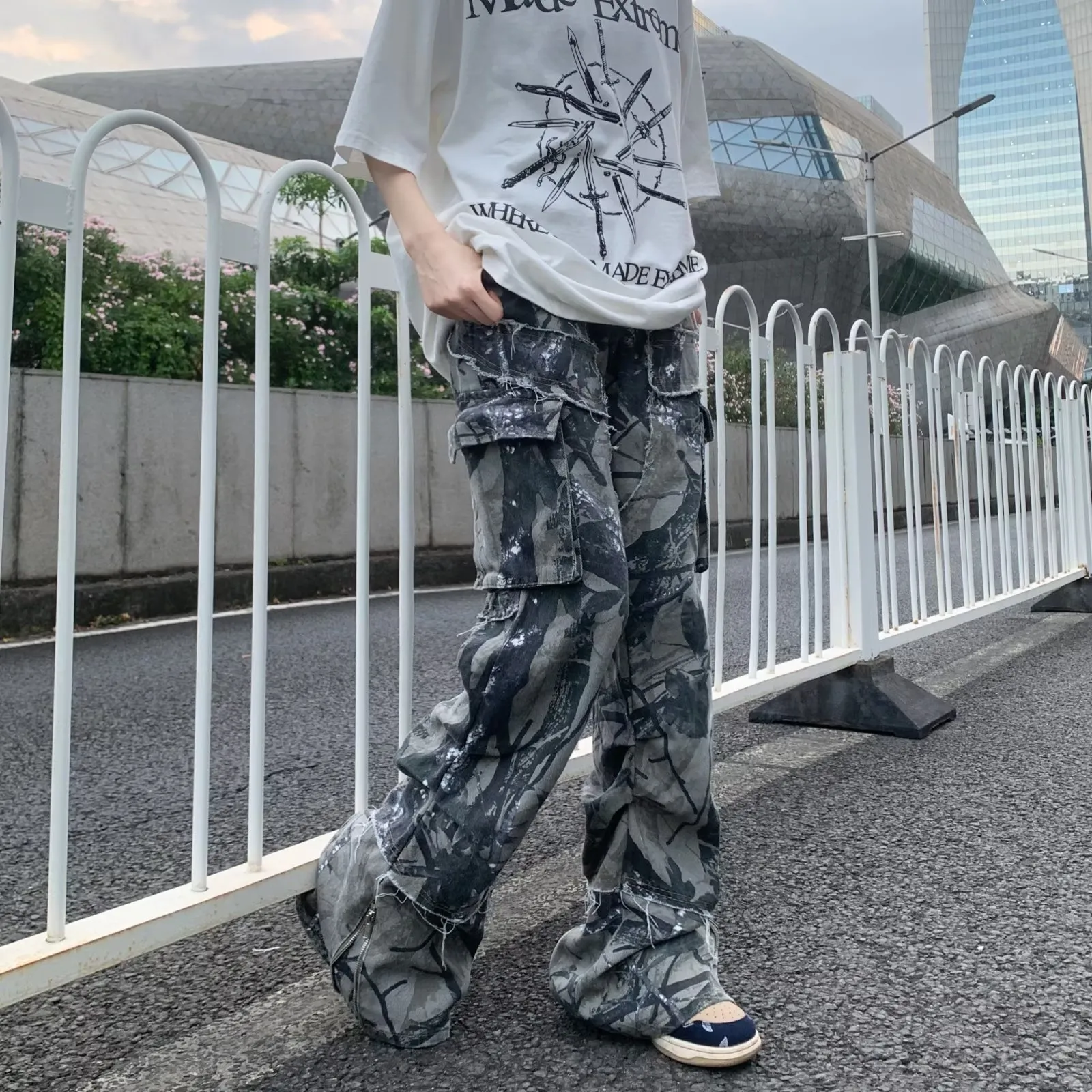 Camouflage flare jeans deals