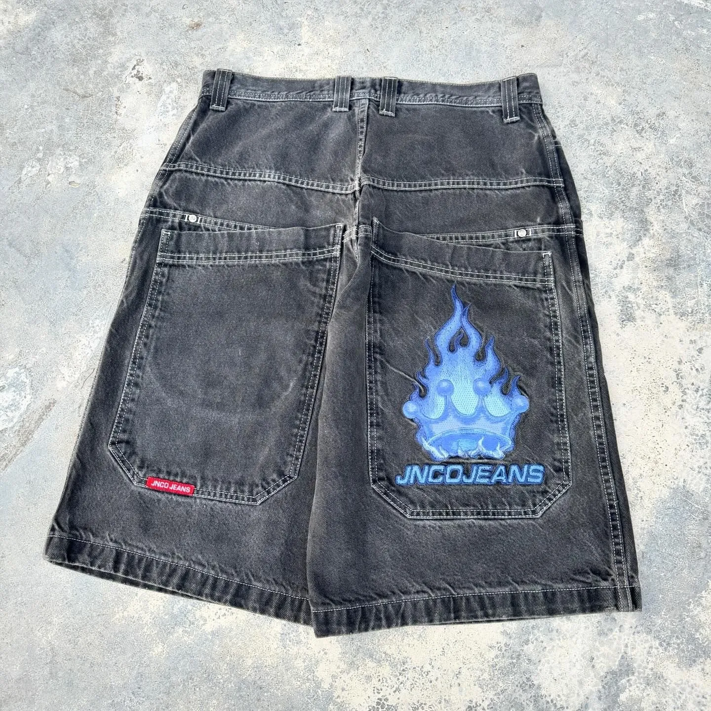 DHgate.com:Hip Hop Retro JNCO Denim Shorts with Embroidered