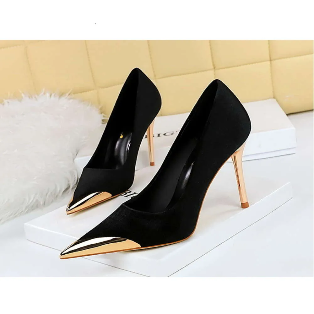 Wholesale Woman Fashion Dress Shoes Nubuck Leather High Heels Girls Sexy Club Shoes Pumps At Only 21.04 DHgate.Com