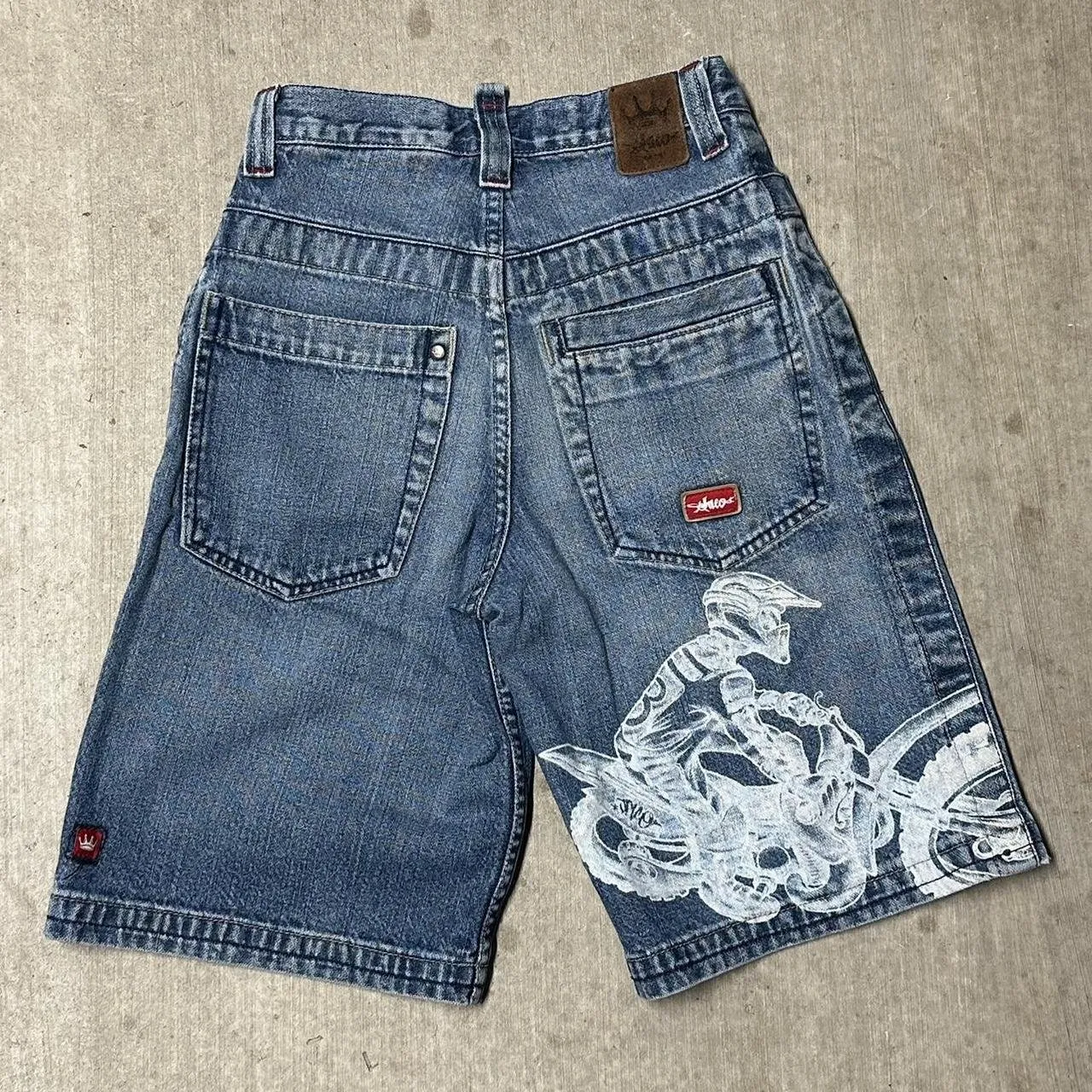 パンツ CROWN TAG BAGGY DENIM SHORTS CROWN TAG BAGGY DENIM SHORTS – BlackEyePatch