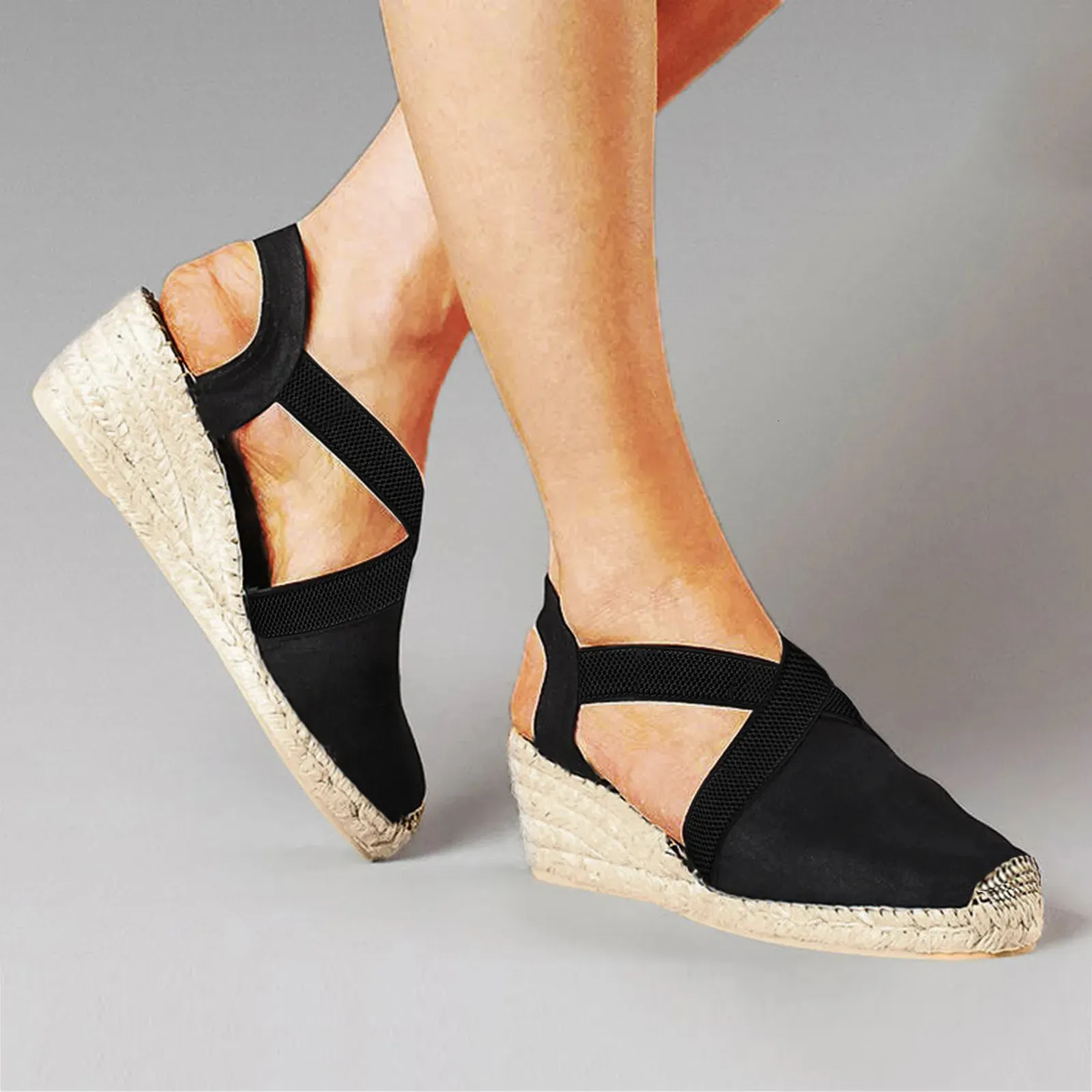 Bandolino giove wedge sandal best sale