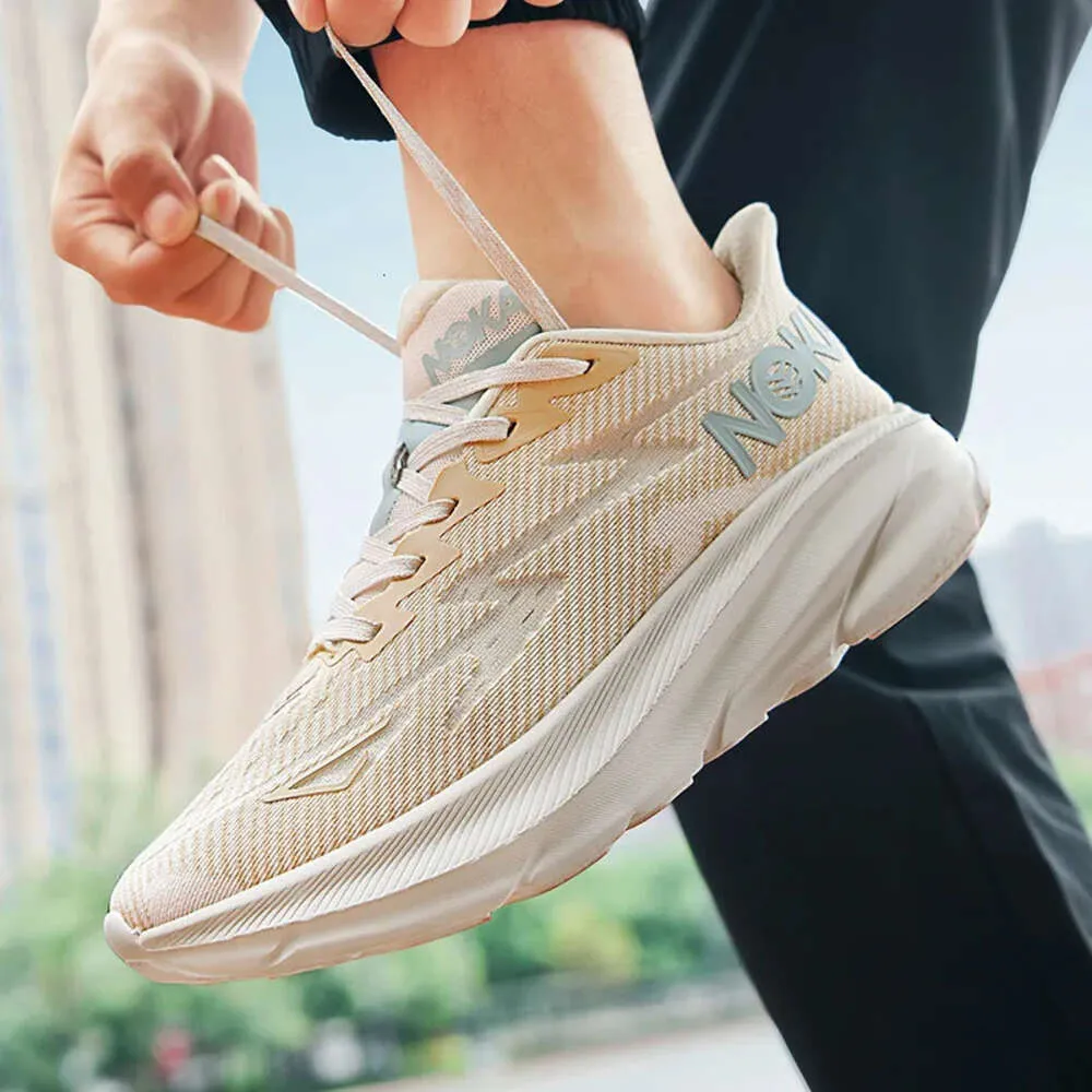 Bulk Breathable Unisex Running Sneakers For Men And Women Casual 