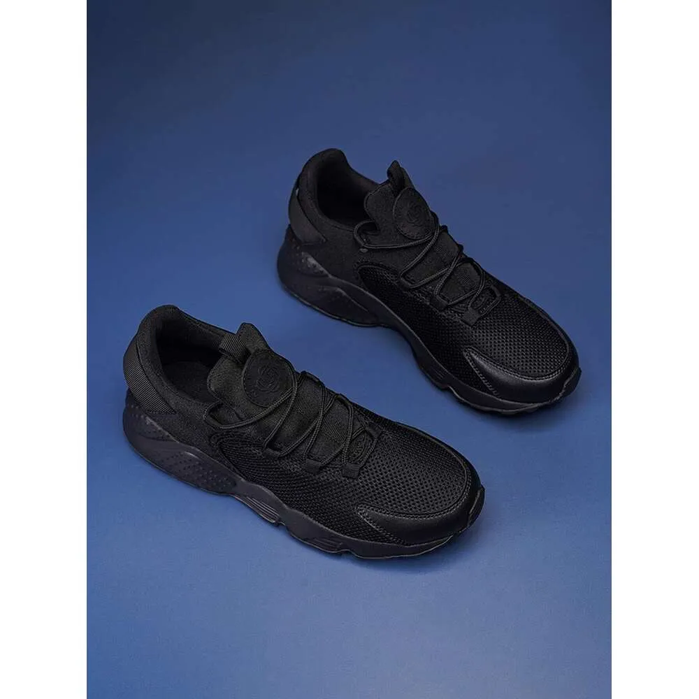 Tênis Masculino de Corrida com Cadarço e Patch Decorativo com a Letra S - Ddmysaturn_voghion.com