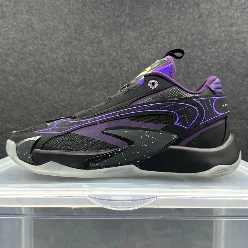 Boys blue basketball shoes deals