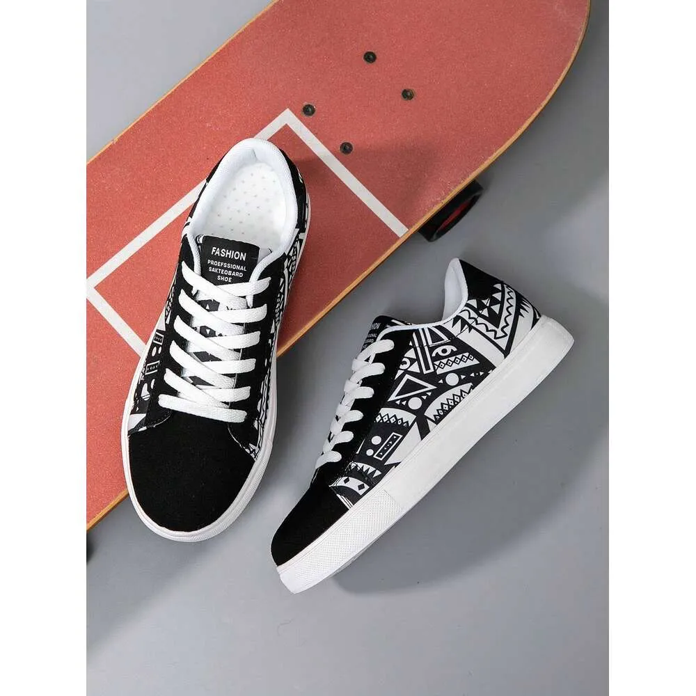 Mens Graffiti Lace Up Canvas Sneakers Casual Fashion 2024 From Ddmyoutdoor 29.92 DHgate.Com