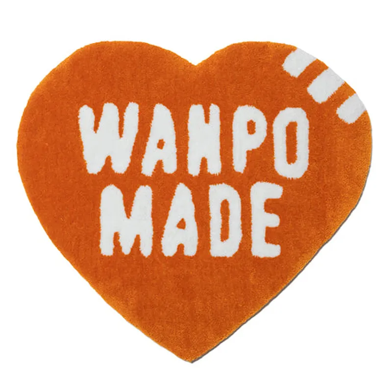 小物 HUMAN MADE Heart Rug red HUMAN MADE HEART RUG SMALL – HUMAN