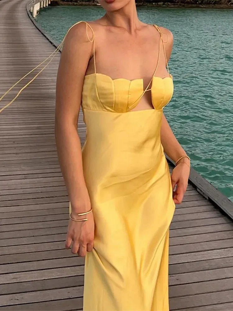 Sima Anna October Dress Elegant Womens Spaghetti Strap Summer Dresses Backless Satin Maxi Dress For Evening Parties And Special Occasions From Pu02, In Bulk Sima Anna October Dress Elegant Womens Spaghetti Strap Summer Dresses Backless Satin Maxi Dress For Evening Parties And Special Occasions From Pu02, In Bulk
