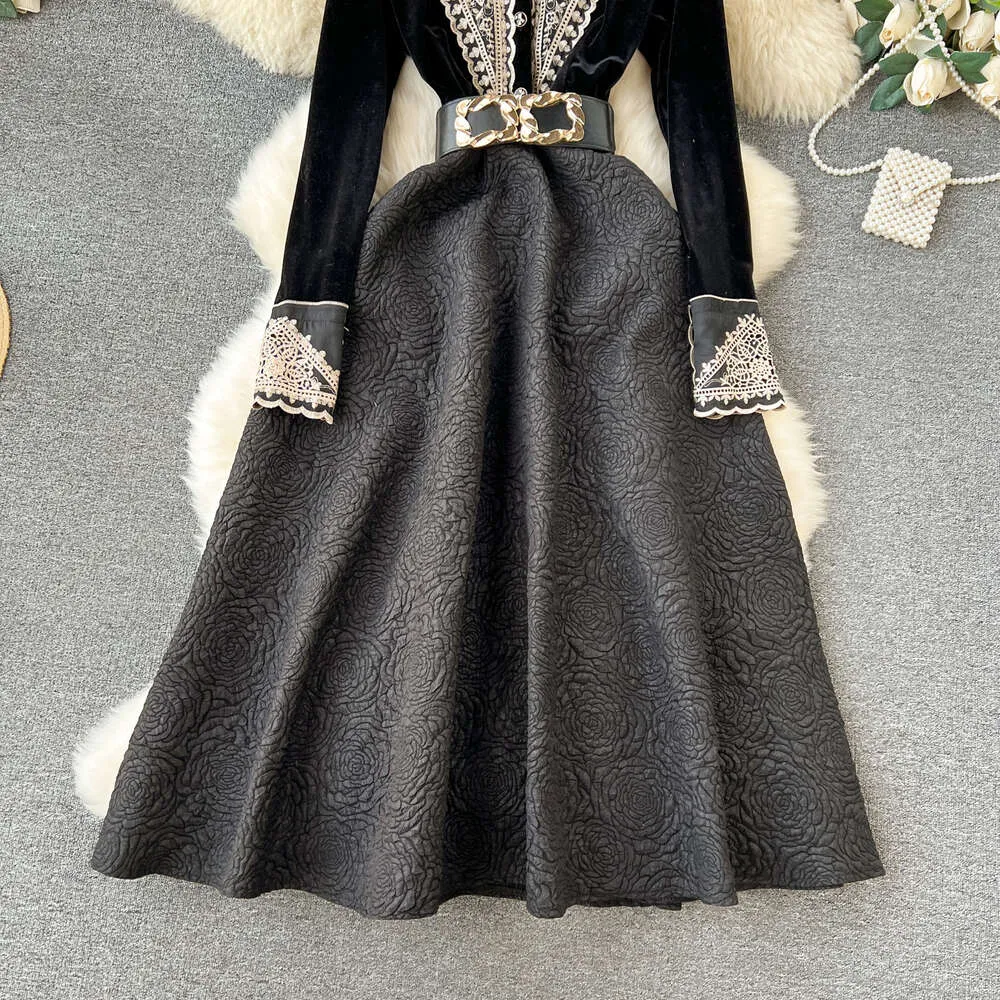 zara embroidered velvet dress Kids Mia Dress Emerald Velvet with Floral Embroidery – Muzungu Sisters UK main image 1