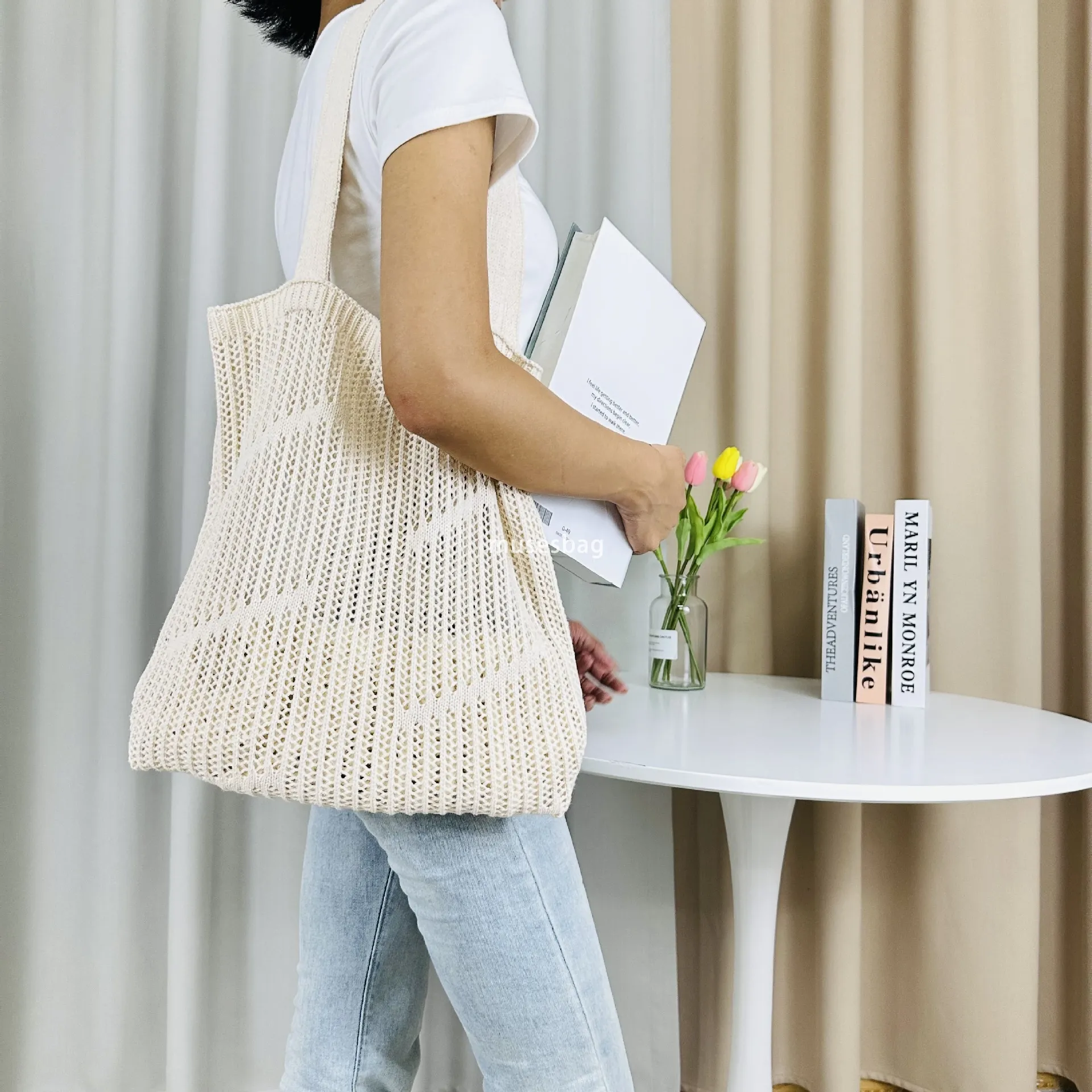 DHgate.com:2024Soft Knitted Hollow-Out Shoulder Tote Bag for