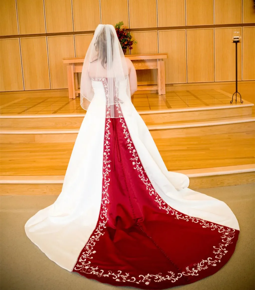Elegantes Vestidos De Novia De Una Línea En Blanco Y Rojo Vestido De Novia  Largo De, image size:1023x1163