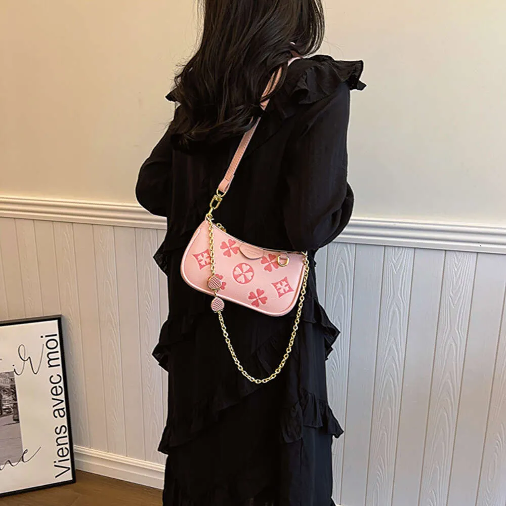 【MATIN KIM】CARGO CROSS MINI BAG IN DARK PINK Matin Kim Cargo Cross Mini Bag Dark Pink | eBay