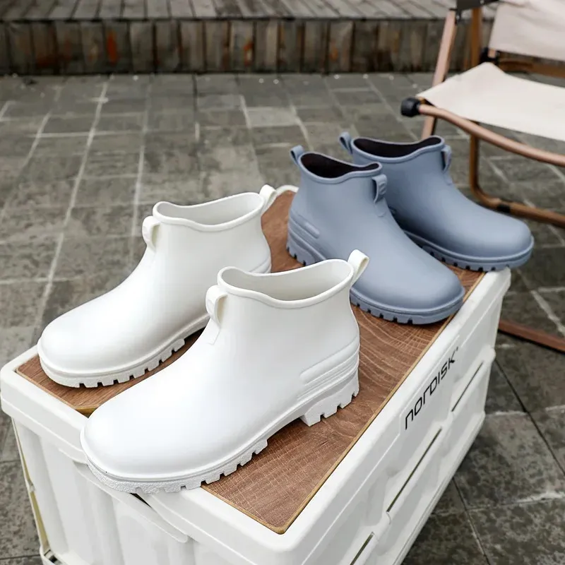 mens slip on rubber duck boots