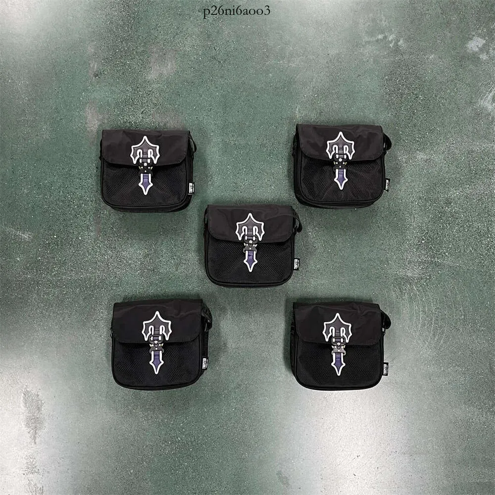 DHgate.com:Trapstars Bag Designer MESSENGER BAG Mens 1.0