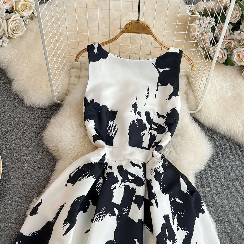 Tank Dress with Round Neck and High Waistband, A-Line Medium-Length Skirt,  Short Kimono Sleeves, Polyester Material, Preppy Style from Dhgate Basic &  Casual Dresses - price 38.7