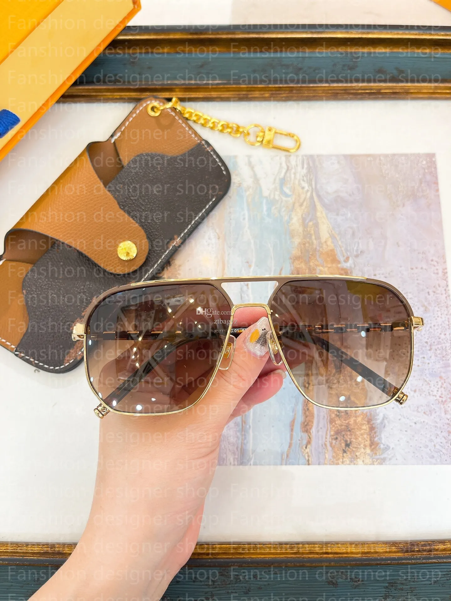 Oversized Polarized Sunglasses with UV400 Protection, Square Frame Women main image 2