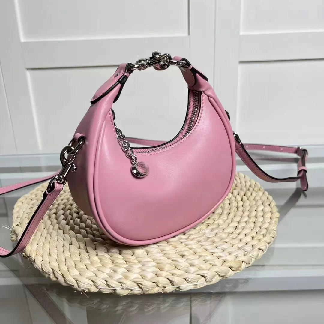 Leather Hobo Handbags: Stylish Half Moon Crossbody Baguette Purses  