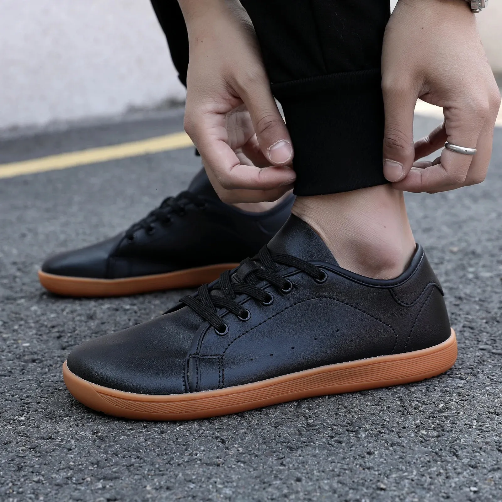Men\'s Wide Genuine Leather Barefoot Minimalist Sneakers Zero Drop Sole Airhas Men main image 2