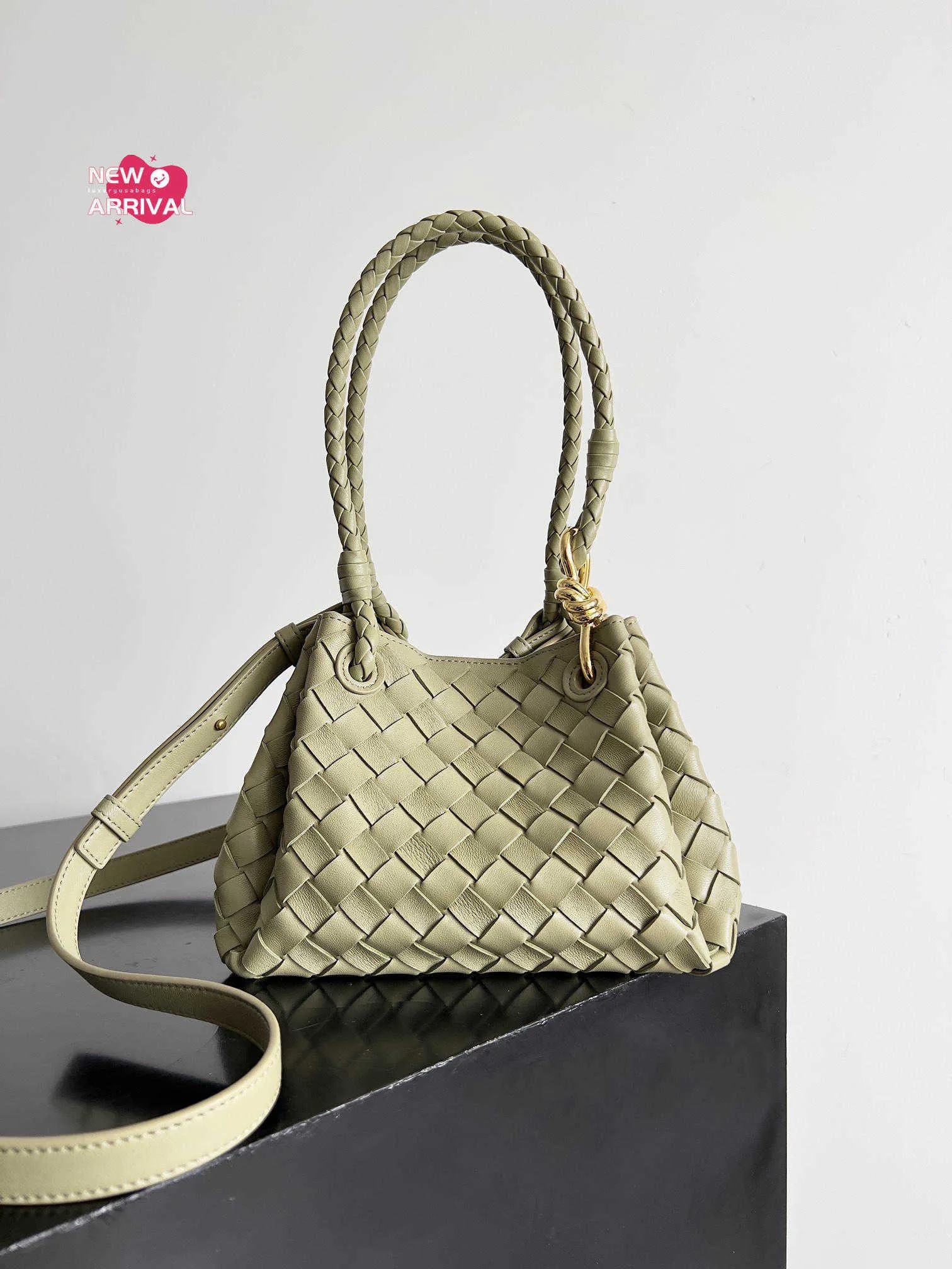 【BOTTEGA VENETA】INTRECCIATO CROSSBODY BAG Bottega Veneta Pre-Owned 2012-2024 Intrecciato Flap