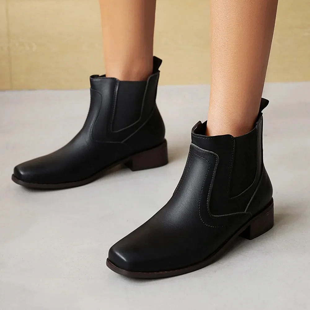 DHgate.com:Winter Chelsea Boots - Plush Lining, Square Toe