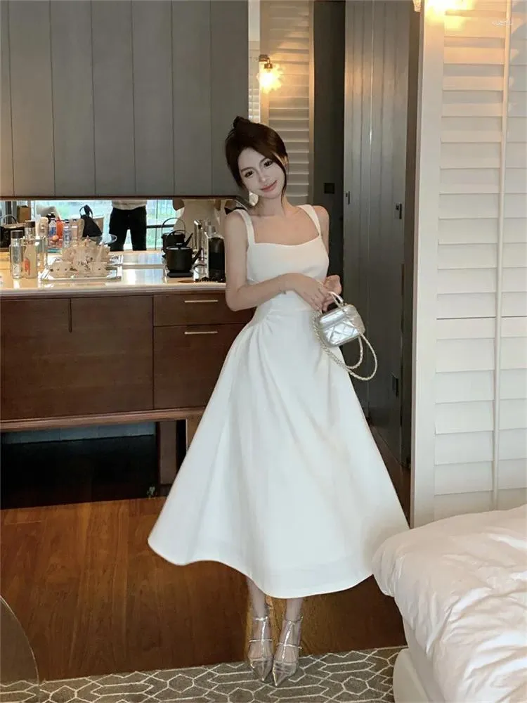 Casual Dresses White A Line Summer Dress With Square Collar Slim Fit  Vintage Hepburn Style Sleeveless Party & Holiday Dress From Julia_dress,  $54.92 In Bulk | DHgate.Com