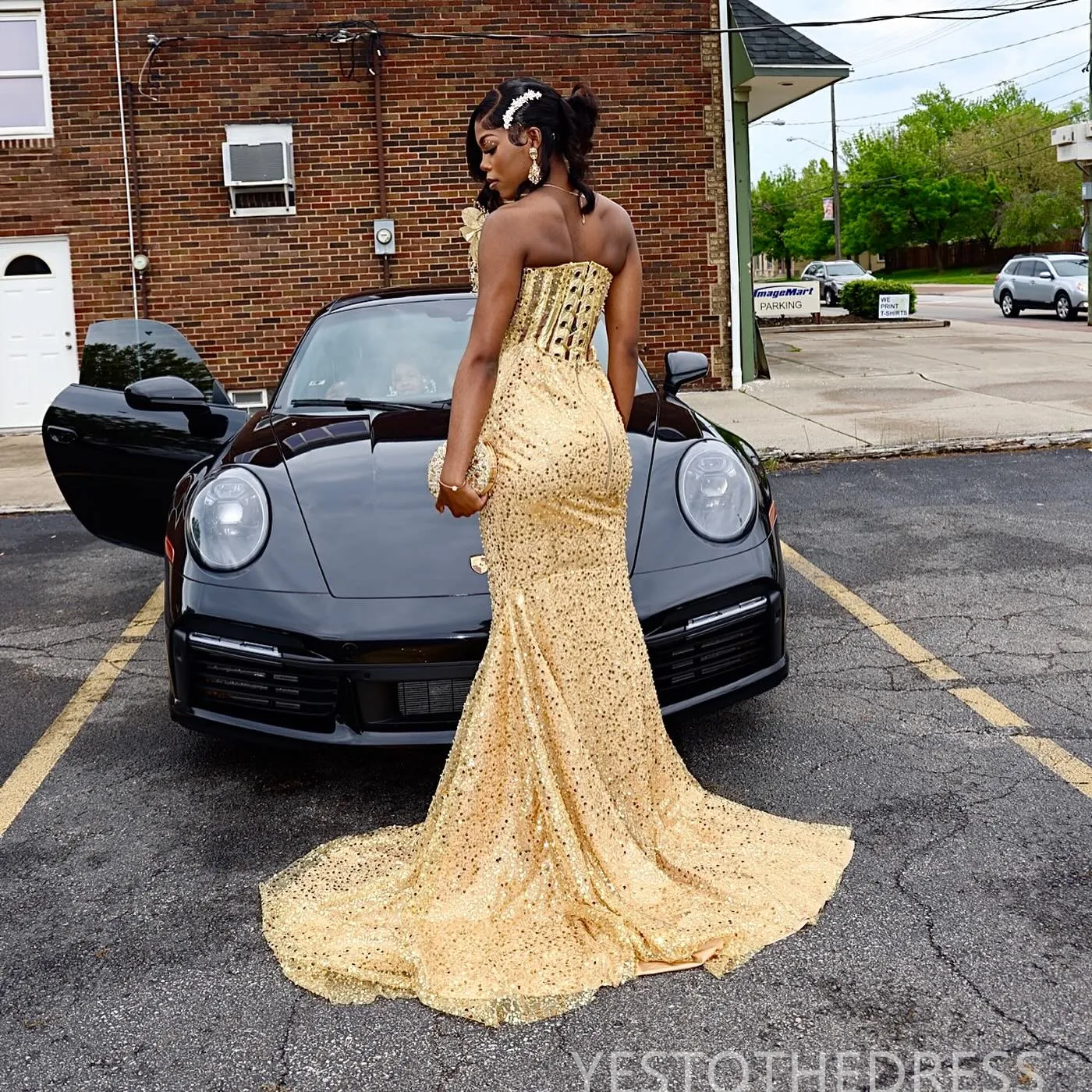 Gold Sequin Prom Dress for Women Lace-Up Back Square Neckline Trumpet  Silhouette with Sweep Train from Dhgate Prom Dresses - price 664.96