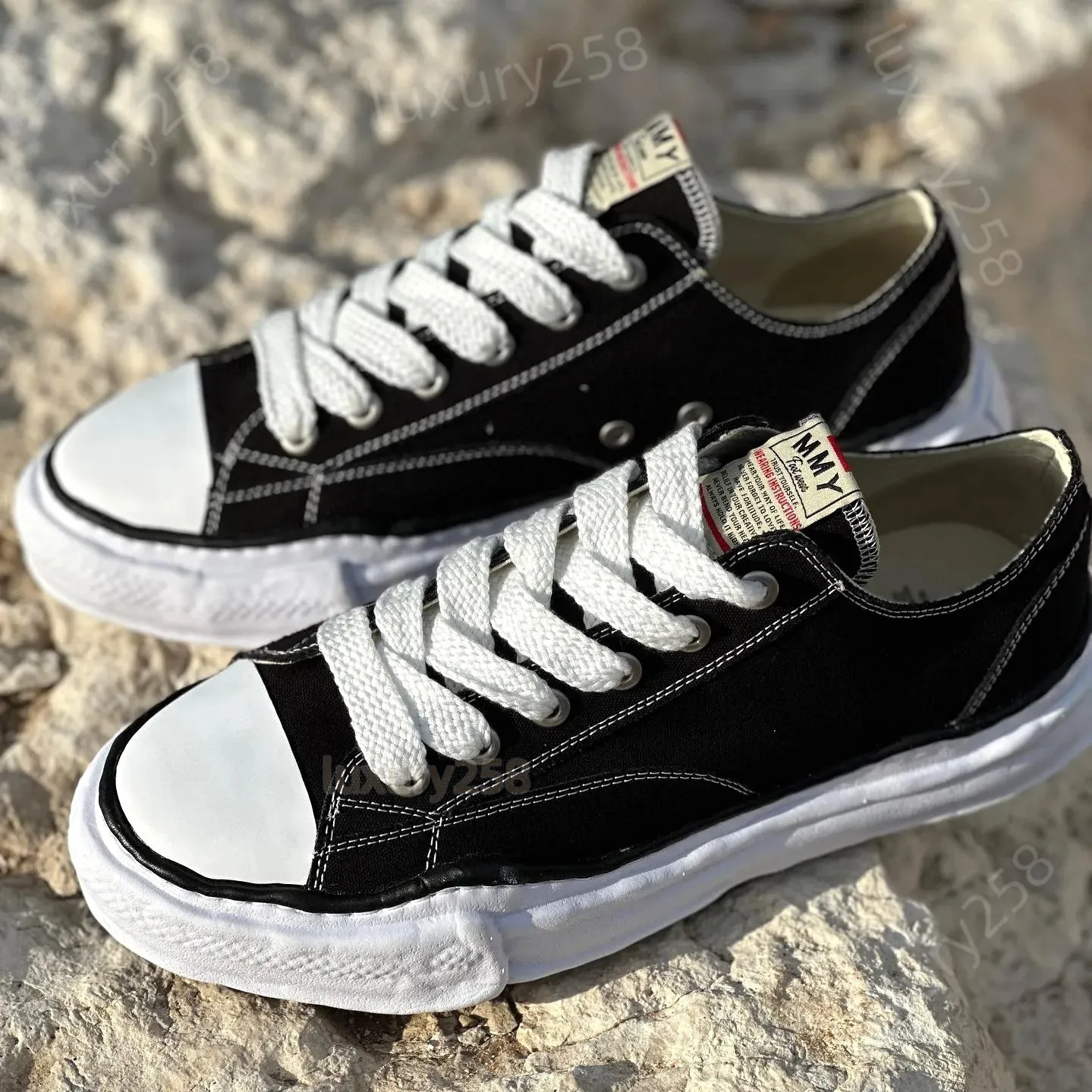 MMY Maisons Miharas Yasuhiro's Low Canvas Sneakers: Eco-Friendly, Two-Tone,  Casual Sports Shoes in Green, Black, White