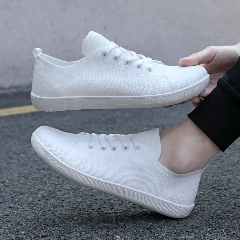 Unisex brede minimalistische wandelschoenen voor mannen en vrouwen, geschikt voor buiten, trailrunning en wandelen. Lichtgewicht en ademend. 240612_voghion.com