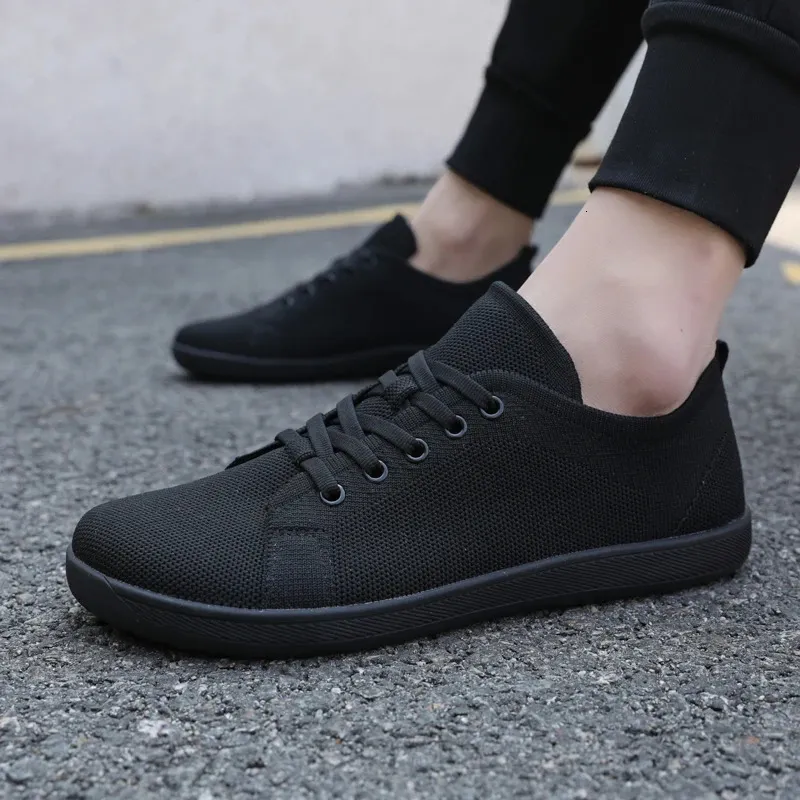 Unisex brede minimalistische wandelschoenen voor mannen en vrouwen, geschikt voor buiten, trailrunning en wandelen. Lichtgewicht en ademend. 240612_voghion.com