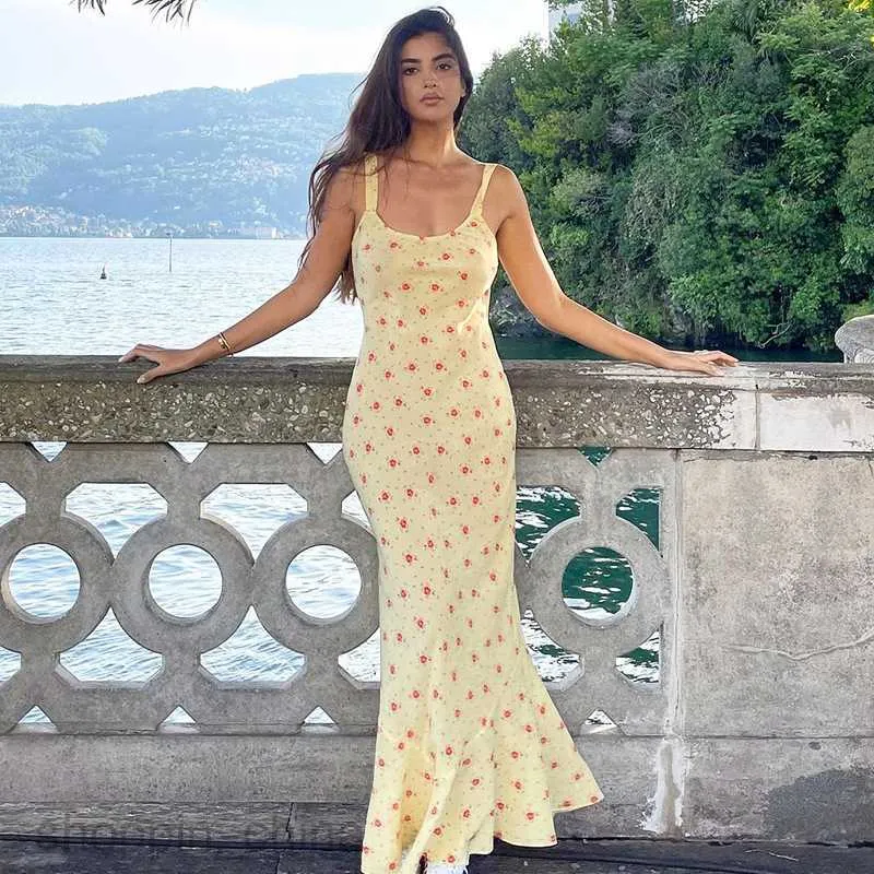 Basic Casual Women Dresses - Floral Print Summer Suspender Dress with Long  Fishtail Skirt