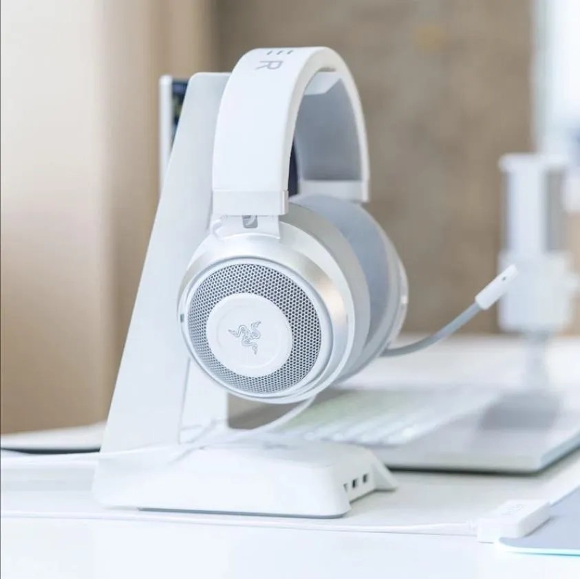 Orignal Full New Razer Kraken Mercury Headphone White Multi Platform 3.5mm Wired Professional Gaming esports Headset Orignal Full New Razer Kraken Mercury Headphone White Multi Platform 3.5mm Wired Professional Gaming esports Headset