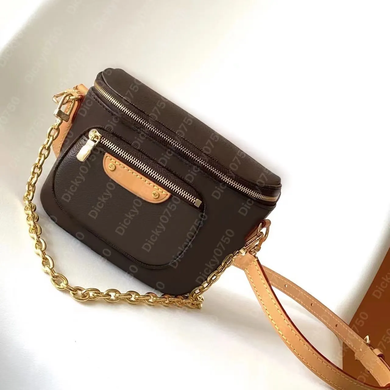 Luxury Designer Crossbody Bag For Men Canvas And Nylon Chest Bag With Casual Personality And Fashionable Style For Sports Outdoor Activities Cycling And More From Dicky0750 42.44 DHgate.Com