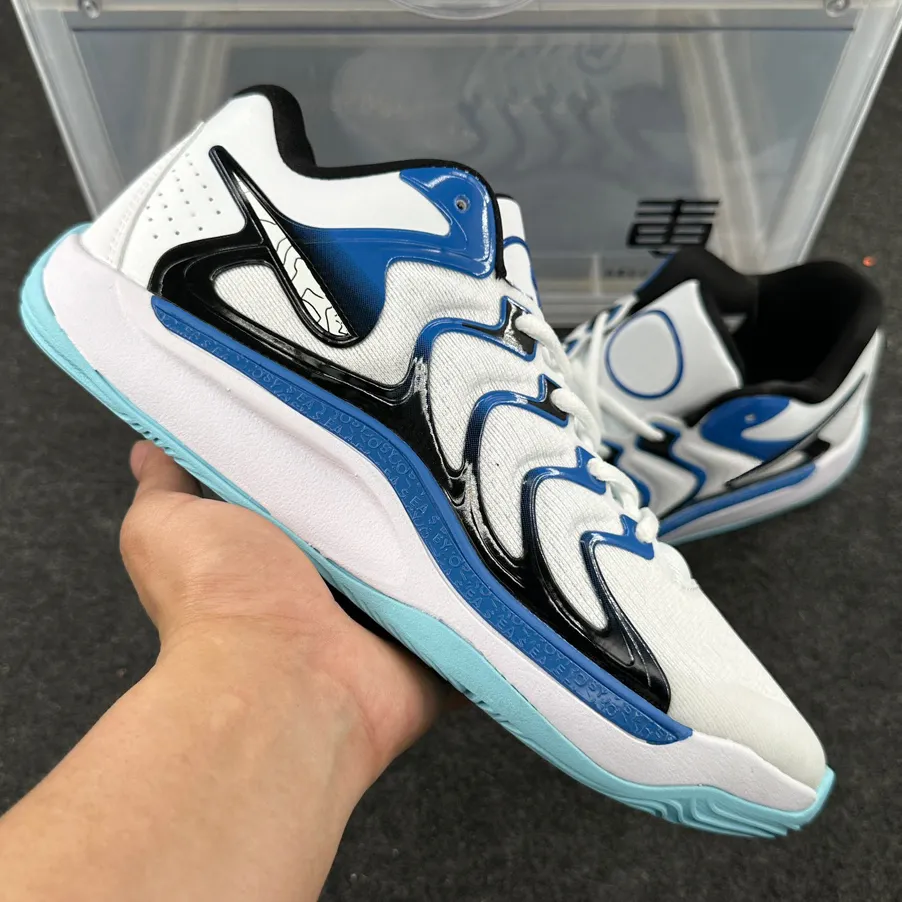 KD17 Shaq Attaq Basketball Shoes Designer Trainers By Charles Doutit Nightmares Aimbot B.A.D Sunrise Aunt Pearl Outdoor Sneakers In Sizes 40 46 From Children2018 26.12 DHgate.Com
