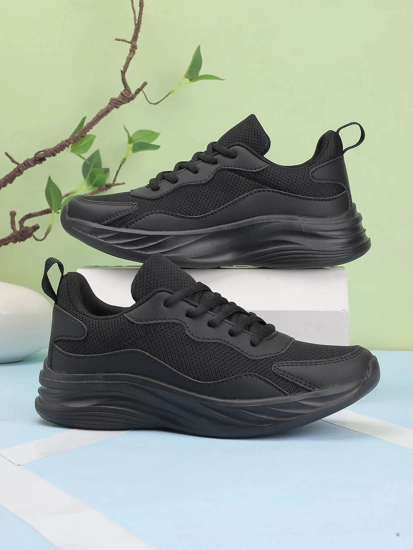 Womens Running Shoes Breathable Lightweight Sports Shoes Fashion