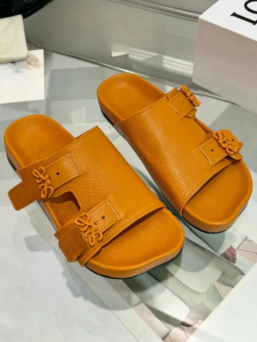Dhgate sandals deals