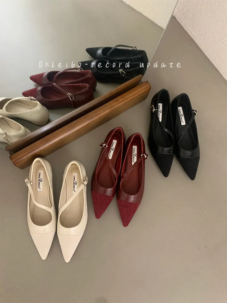 Save Big on Bulk Brown Flat Shoes For Women Women's Shoes New Design Flat  Heel Gentle Style Vintage Style Minimalist Style Triple Brown Free Shipping 