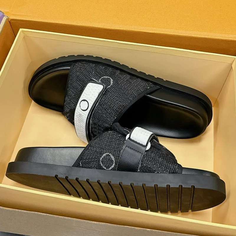 Designer mens flat denim sandals summer comfortable pool  display picture 1