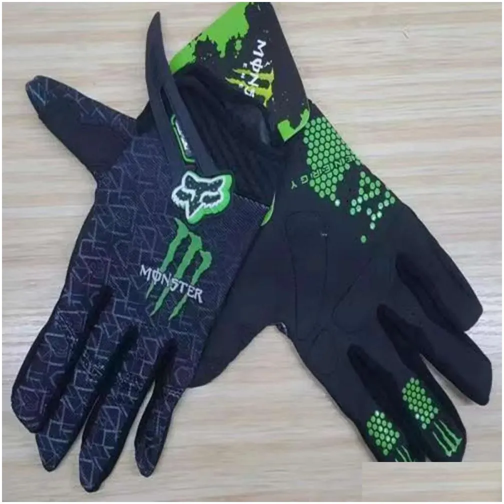 Claw cycling gloves hotsell